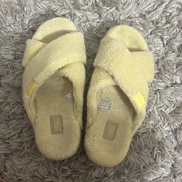 Ugg terry cross slides - Picture 2 of 3